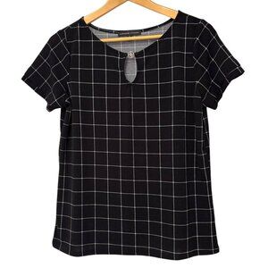 Adrienne Vittadini Top Size Medium Black and White Career Business Casual